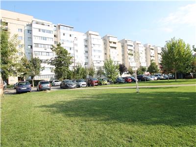 Bloc Patrascanu - apartament 3 camere decomandate